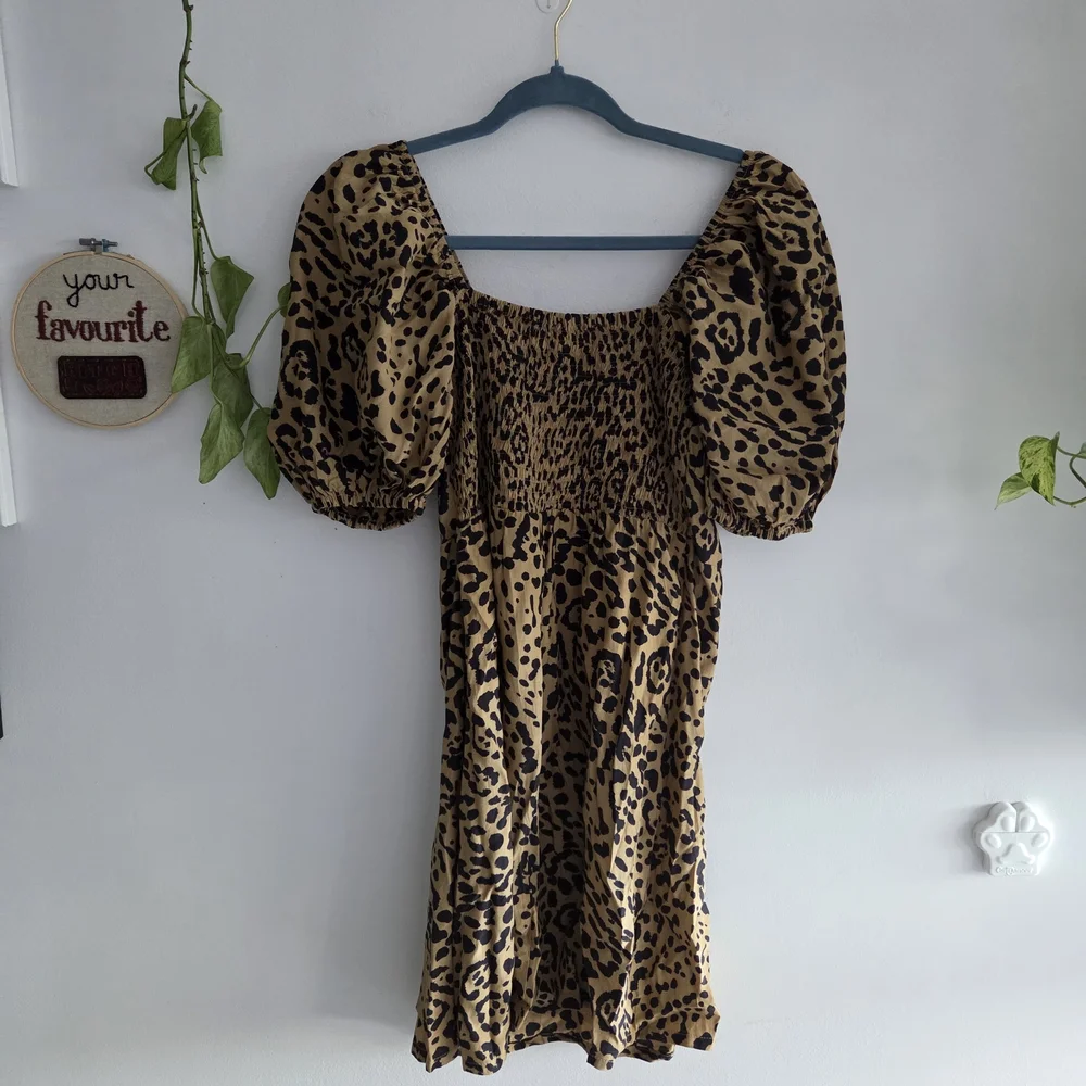 Faithfull the Brand Leopard-Print Puff Sleeve Mini Dress - Picture 4 of 6
